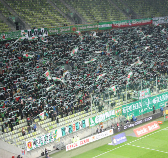 Kibice Lechii pomagają ratownikom medycznym!