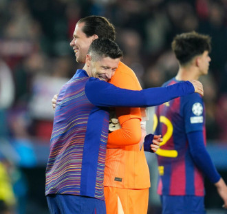 Barcelona sięga po tytuł, Lewandowski jednak zostaje?